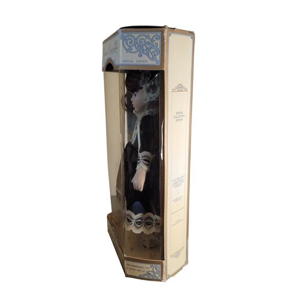 Porcelain Doll Classical Symphony Special Edition 1992 12" Adorable Memories - Picture 7 of 16